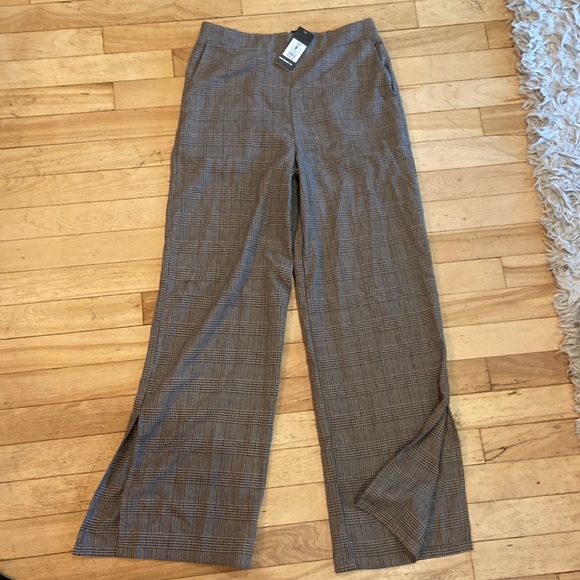 Forever 21 wide leg checkered brown tan pants with slit at bottom. - Picture 1 of 3